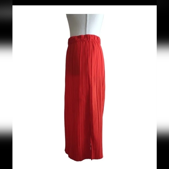 Gorman Accordion Pleated Midi Skirt - Picture 4 of 7